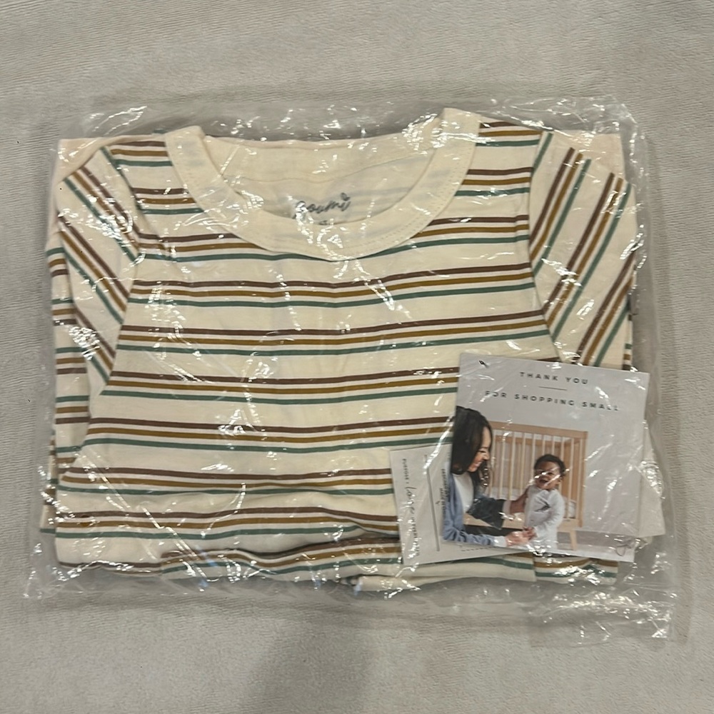 Goumi Kids 4T NWT Sweatsuit